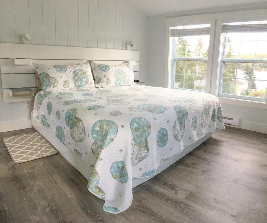 Larinda'S Landing Oceanfront Cottages Halifax Eksteriør bilde