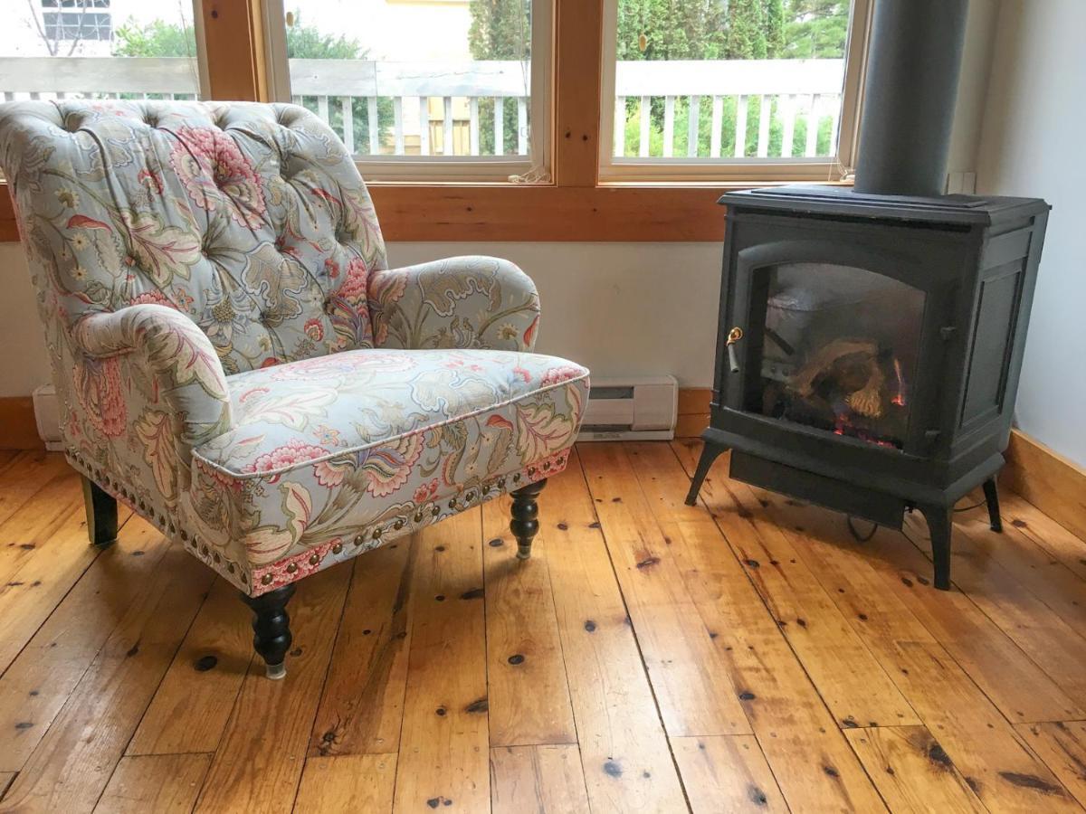Larinda'S Landing Oceanfront Cottages Halifax Eksteriør bilde