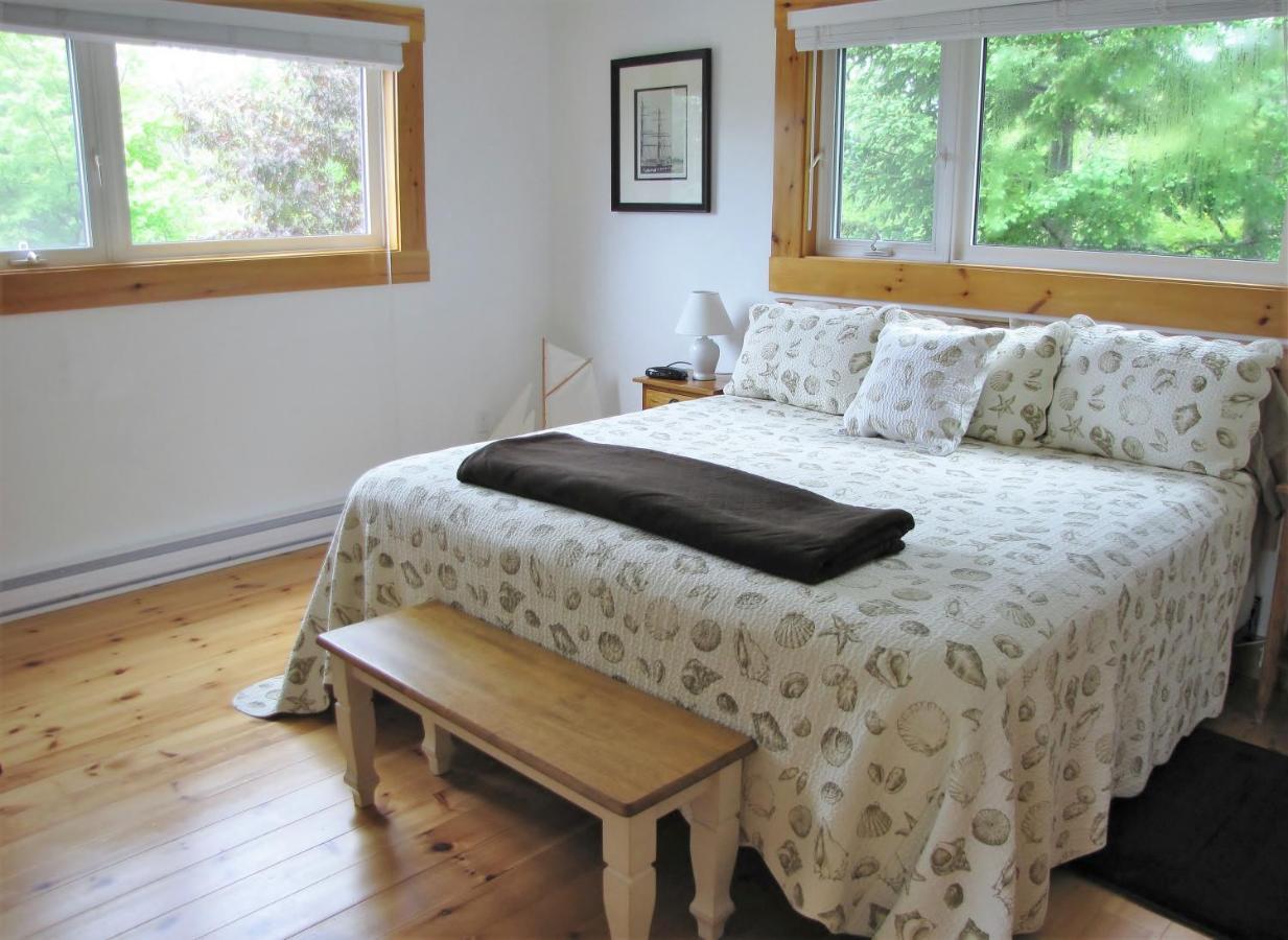 Larinda'S Landing Oceanfront Cottages Halifax Eksteriør bilde