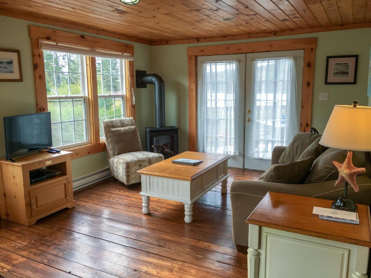 Larinda'S Landing Oceanfront Cottages Halifax Eksteriør bilde