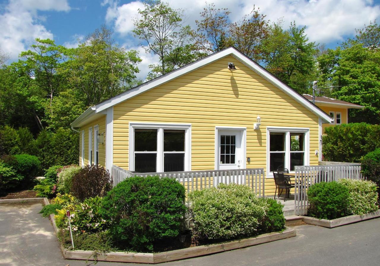 Larinda'S Landing Oceanfront Cottages Halifax Eksteriør bilde
