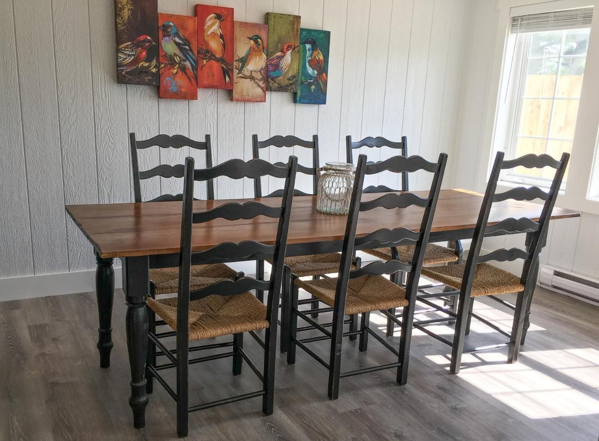 Larinda'S Landing Oceanfront Cottages Halifax Eksteriør bilde